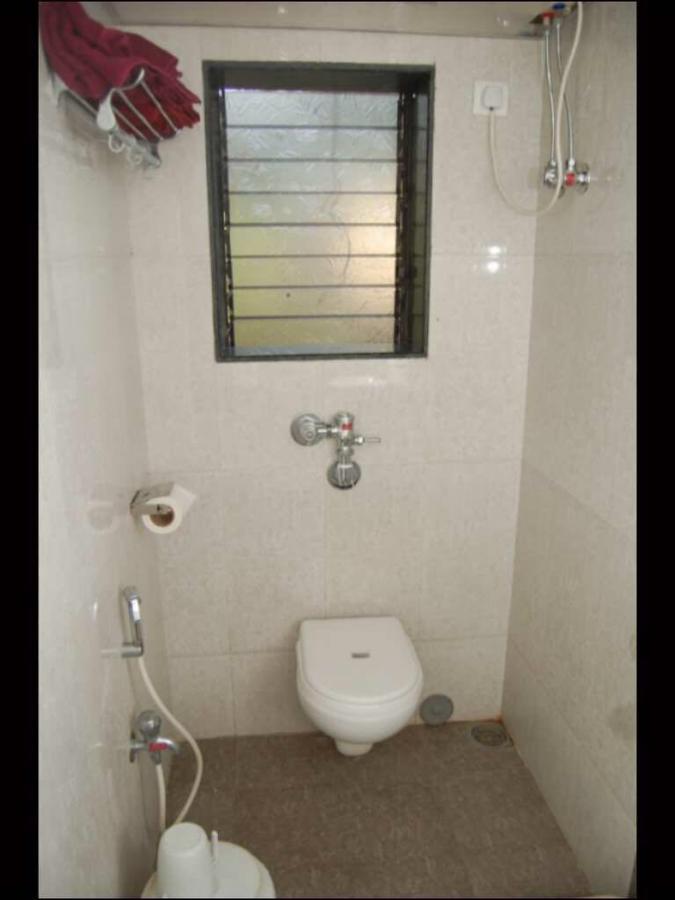 On Point Plaza Bed & Breakfast Murud  Exterior photo